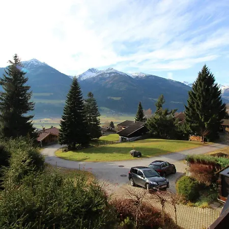Cozy Apartment In Niedernsill With A Great View Chalet